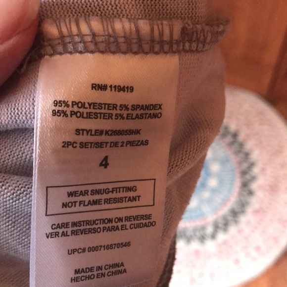 Girls size 4 pjs - Picture 4 of 6